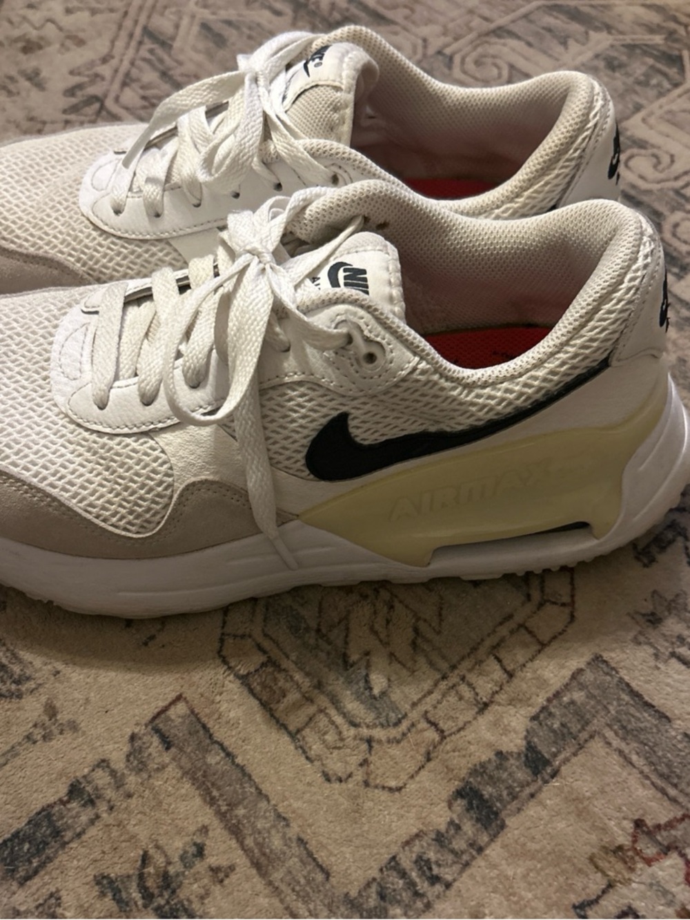 Nike White and Black Air Max Low Top Sneakers with Cream Accent